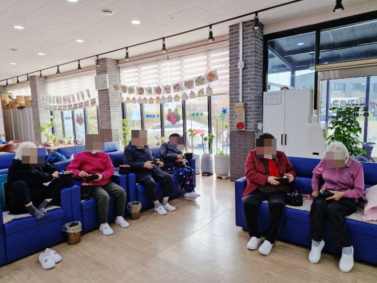 2944258182_sFCdk2SA_f896471efd36f0957b1262b332edbdc7a0cea66b.jpg 이미지크게보기